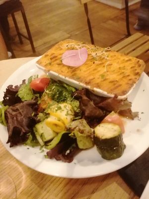  at Soya Cantine Bio in Paris