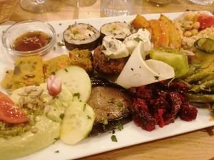  at Soya Cantine Bio in Paris