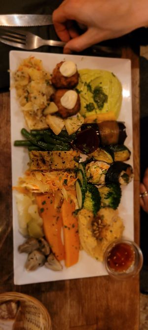 Grand Mezze at Soya Cantine Bio in Paris