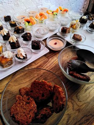Brunch: Desserts at Soya Cantine Bio in Paris