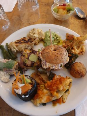  at Soya Cantine Bio in Paris