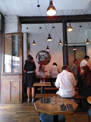 Brunch vibe at Soya Cantine Bio in Paris