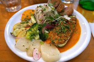Stuffed Zucchini (Plate of the Day) at Soya Cantine Bio in Paris