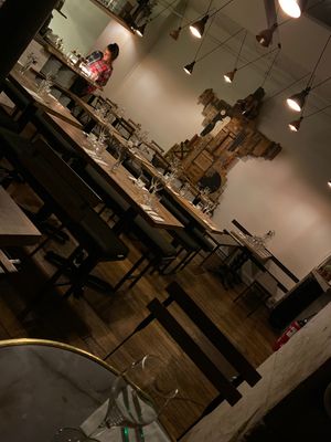 Seating area at Soya Cantine Bio in Paris