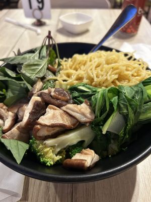 Make your own bowl … soba noodles with all kinds of veggies, trio bean, ginger coconut dressing ~ delicious !  at Fresh & Natural Thai Kitchen in Sedona