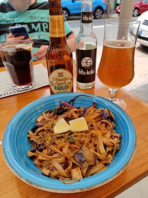 Pad-thai. at MESTIZA in Valencia