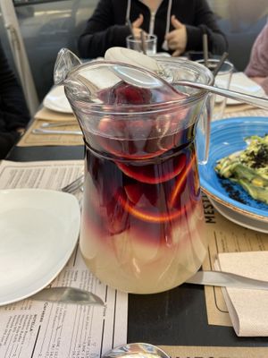 Tinto de verano  #Veganuary at MESTIZA in Valencia