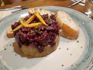 Tapa #4: beetroot tartar at MESTIZA in Valencia