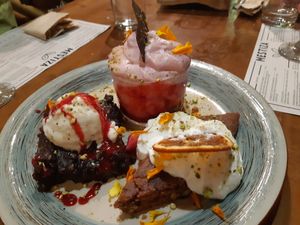 Desserts at MESTIZA in Valencia