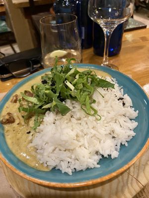 Curry 🍛   at MESTIZA in Valencia