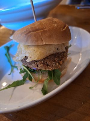 Mini burger #Veganuary at MESTIZA in Valencia