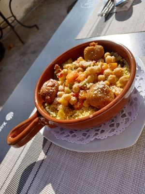Couscous with vegetables and vegan balls at L'Atelier in Mecina Fondales