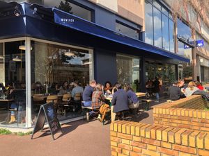 super terrasse!  at Montroy Caféteria in Montreuil
