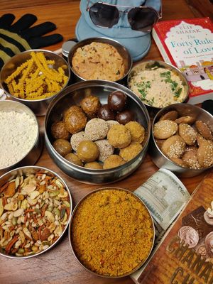 Snacks for travel - Assortment of wholesome sweet and savoury snacks for your next trip at Tralata in Mumbai