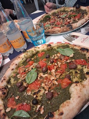  at Pizzeria Errico Porzio in Naples