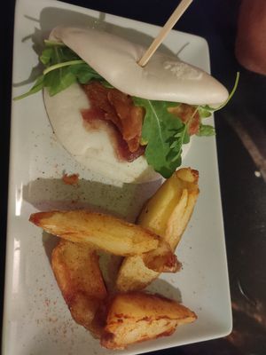 Bao vegano at Bespoke in El Puerto De Santa Maria