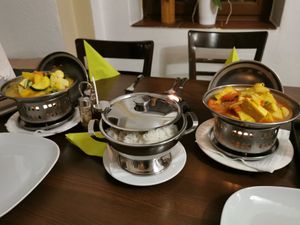 Tofu-Curry und Tofu mit Tomaten at Mai Linh in Gera