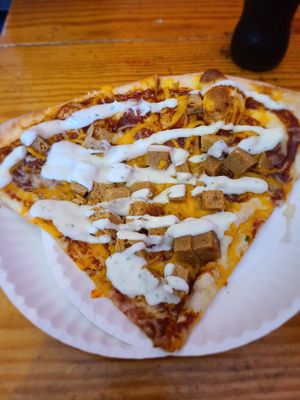 Vegan BBQ tofu pizza at Dimo's Pizza in Chicago