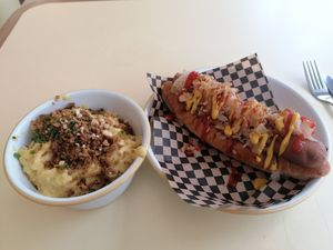 Dirty dogz and mac'n cheese at Rudy's Vegan Butcher & Diner in North London