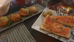 Croquetas veganas and pan con tomate at Iberia in Zurich