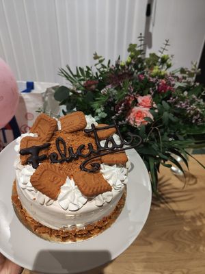 Pastel por encargo de Lotus at MonVeg in Mollet Del Valles