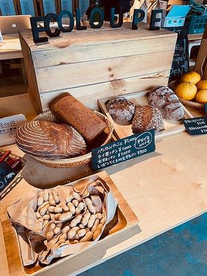 Diverse and delicious bread and organic products, tested 0 pesticides, grown in Japan. at Ecoloupe in Tokyo