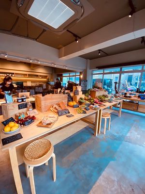 Cafe, restaurant and Shop selling organic products, tested 0 pesticides, grown in Japan. at Ecoloupe in Tokyo