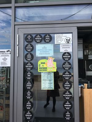 vegan friendly sign😄 at Browar Port in Gdynia