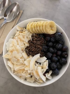 Açai bowl with banana, coconut, cacao nibs and blueberries   at Love Juice Bar - Grenelle in Paris