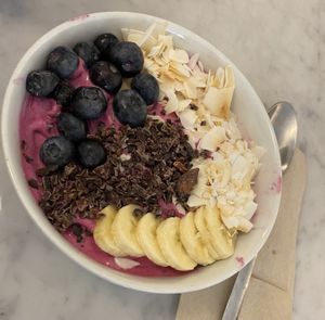 Dragon bowl💕  at Love Juice Bar - Grenelle in Paris