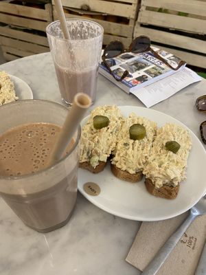   at Love Juice Bar - Grenelle in Paris