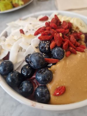  at Love Juice Bar - Grenelle in Paris