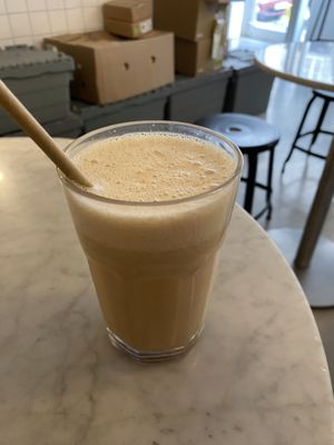 Coffee Shake - 2/5  at Love Juice Bar - Grenelle in Paris