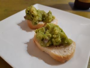 Tapa gratis at Santa y Pura in Madrid