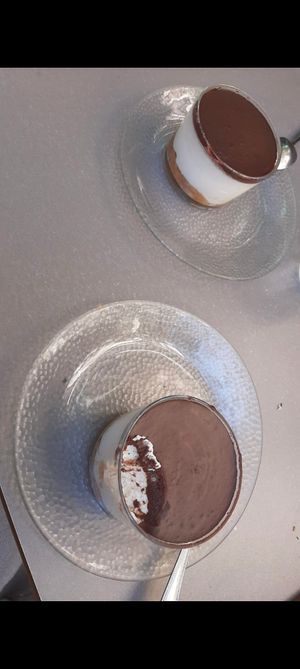 Maravilloso postre de galleta y dátiles, coco y chocolate at Santa y Pura in Madrid