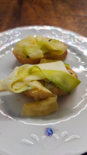 Tapa de bienvenida, muy rica at Santa y Pura in Madrid