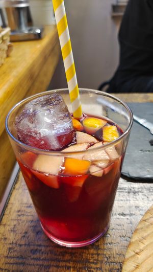 Sangría suuuuuper rica at Santa y Pura in Madrid