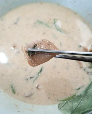 Acorn sujebi noodle soup - close-up of acorn sujebi #Veganuary at Nanulteo - 나눌터 in Suncheon