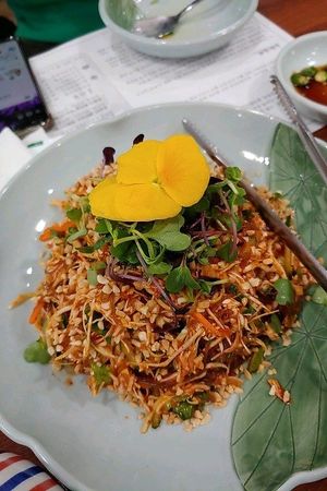 Jaengban (tray) noodle at Nanulteo - 나눌터 in Suncheon