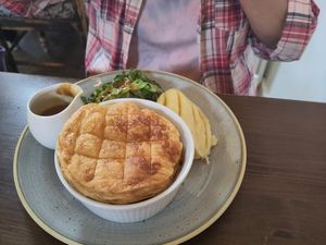Pie & Mash at Harp & Crown in Corsham
