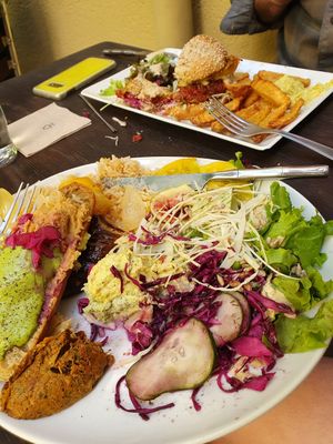  at Les Petits Fourneaux in Die