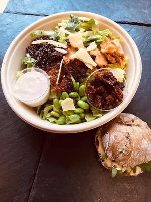 Ceasar salad at Veggieday.dk in Dragoer