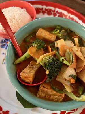 Red Curry  at Sweet Basil in Franklin