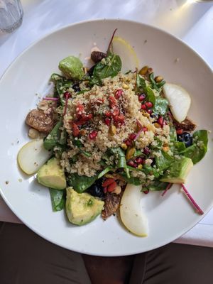 Large Superfood Salad (18,90€) - 4/5 at Brenner in Munich