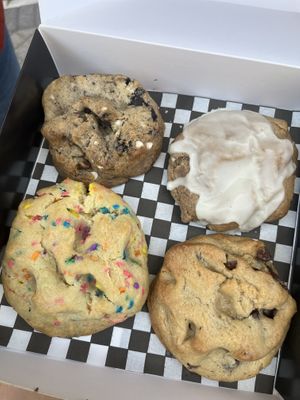   at MidnighTreats in Reston