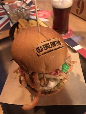 Burger   at Old England Pub in Padua