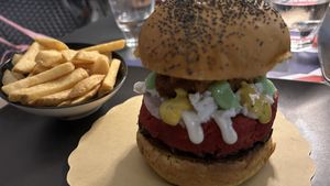 Porn burger  at Old England Pub in Padua