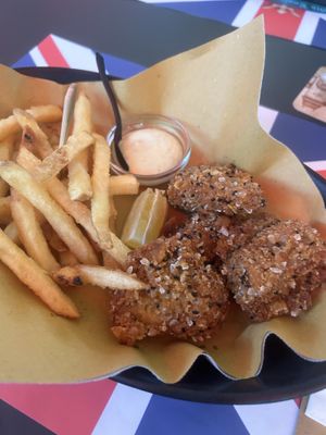 Vegan Fish n chips  at Old England Pub in Padua