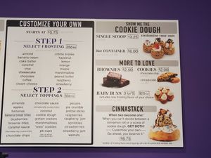 Menu at Cinnaholic in Pigeon Forge
