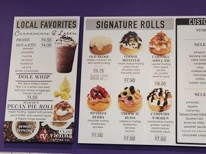 Menu at Cinnaholic in Pigeon Forge